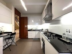 Chuan Vale (D19), Terrace #561318991